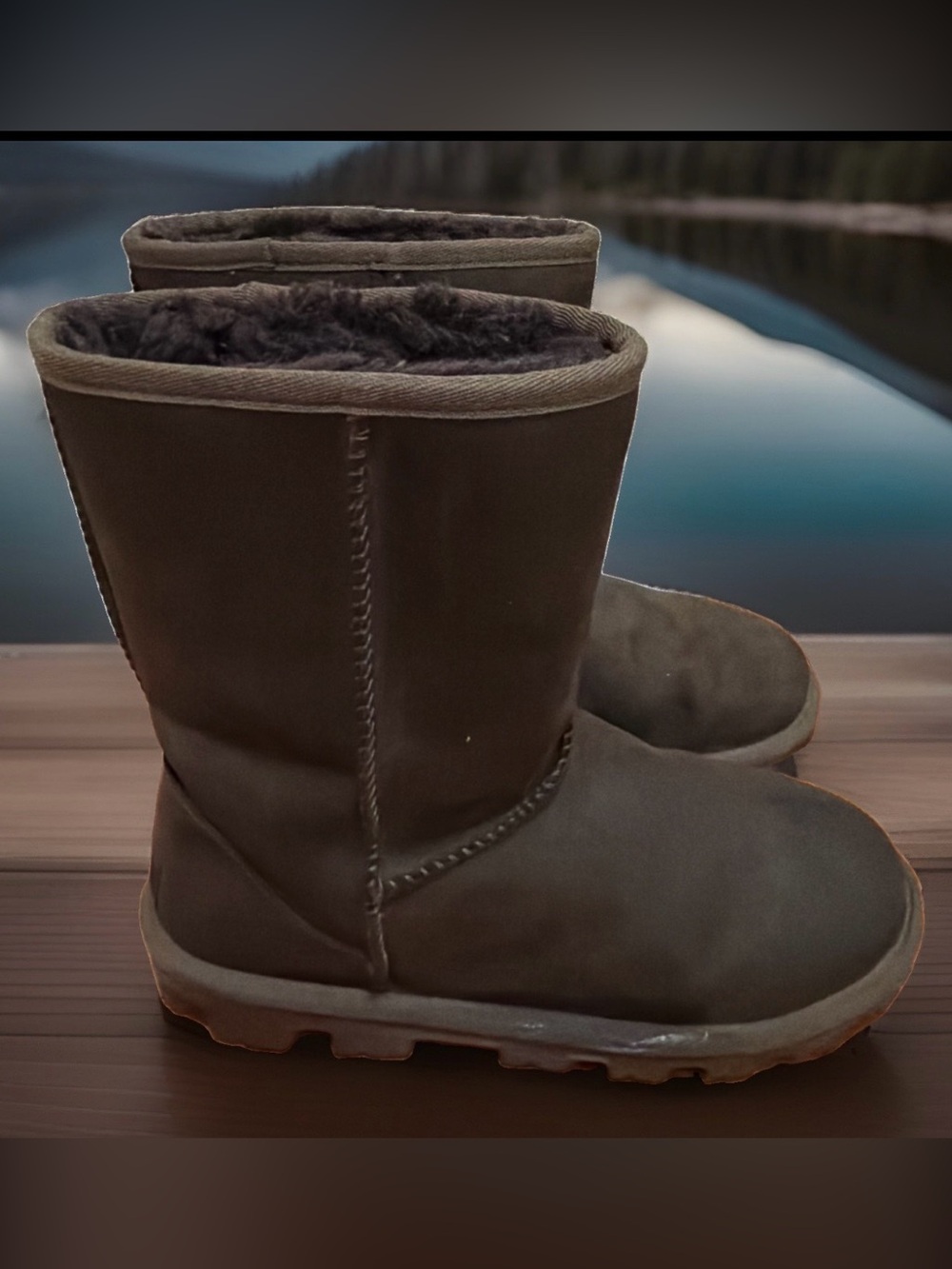 Ugg Essential Short Boots Women's 7 Brown Leather Winter Lined SN 1111513